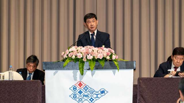台塑董事長郭文筆(中)。(圖:台塑公司提供)