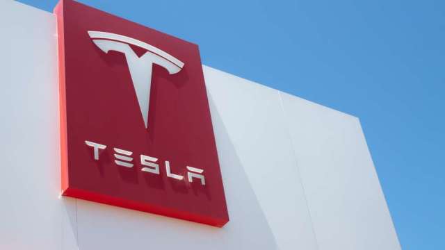 特斯拉升級Model S與Model X 均漲價5,000美元。(圖:shutterstock)
