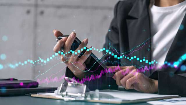 市場快訊》以伊衝突!停滯性通膨可能性升高? (圖:shutterstock)