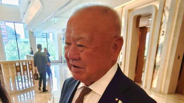 三三交流會理事長林伯豐。(鉅亨網記者黃皓宸攝)