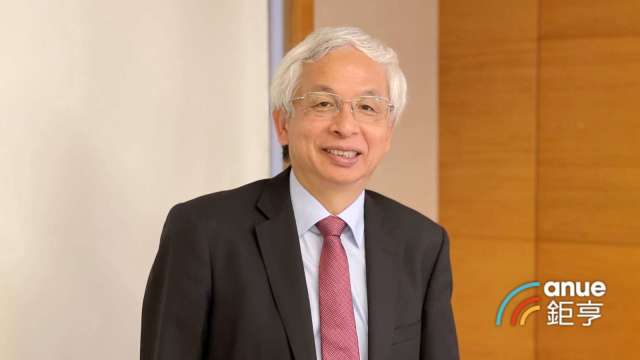 高力董事長吳鋕雄。(鉅亨網記者張欽發攝)