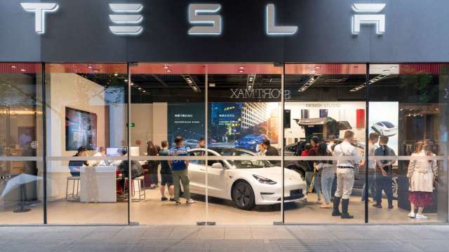 中國汽車市場回暖 特斯拉單周銷量強勢反彈80.2%(圖:shutterstock)