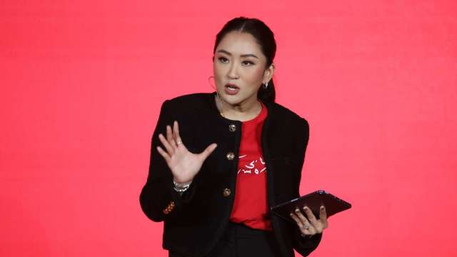 泰柬邊境檢查站,泰國將限制七個省份的邊境通行以阻斷詐騙集團資金流。(圖:Shutterstock)