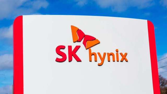 SK海力士股價噴漲逾7% 市值首度突破200兆韓元。(圖:shutterstock)