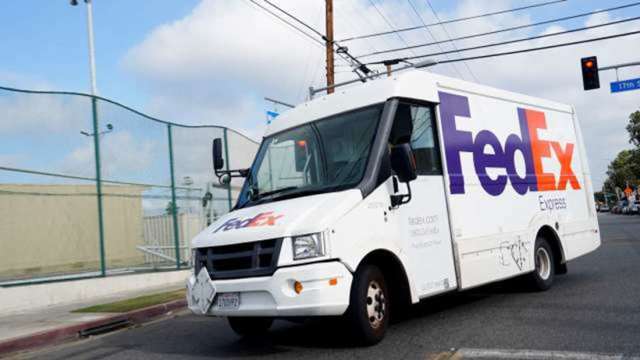 〈財報〉FedEx財測失色 關稅成利空 盤後下挫6% (圖:Reuters/TPG)