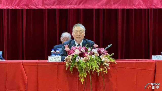 日月光投控營運長吳田玉。(鉅亨網記者魏志豪攝)