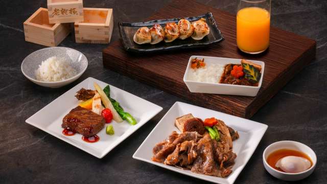 長榮航攜手米其林燒肉品牌老乾杯再推新款機上美食。(圖:長榮航提供)