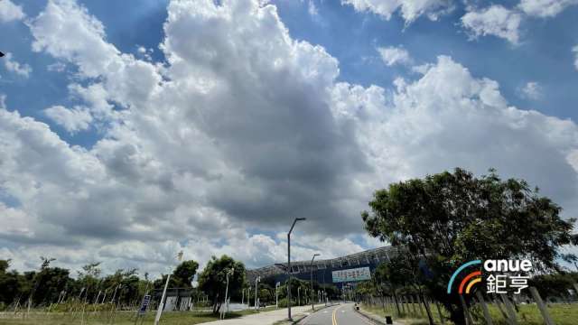 台中土地標售案水湳貿園區成焦點,但總標脫率僅17.6%。(鉅亨網記者張欽發攝)