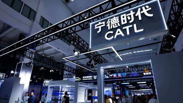 寧德時代今年5月完成52億美元IPO,成為2025年迄今全球最大首次公開發行案。(圖:Shutterstock)