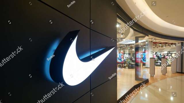 Nike執行長希爾重回運動本業策略奏效,股價週五盤前大漲逾10%。(圖:Shutterstock)