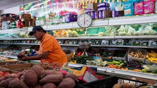 美6月密大消費者信心升至4個月新高 通膨預期同步改善(圖:REUTERS/TPG)