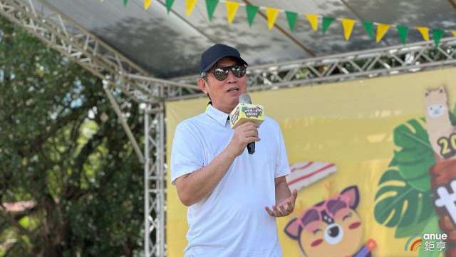 世界先進董事長方略參與家庭日。(鉅亨網記者魏志豪攝)