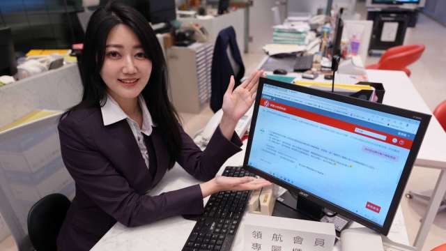 華南銀行將「華寶」AI助理系統整合至金融服務場景,提升行員作業效率。(圖)