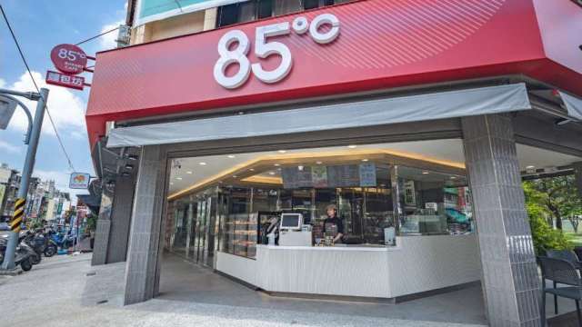 85度C拚今年父親節檔期銷售。(圖：美食-KY提供)