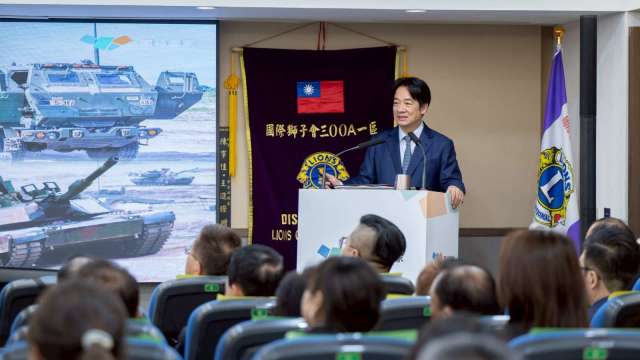 賴清德力推國軍搭機升級商務艙，交通部：持續協調國航。(圖:總統府提供)