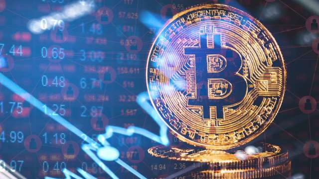 不再瘋狂的比特幣？波動性探2年新低 (圖:Shutterstock)