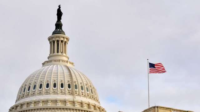 凱投宏觀:美債漲勢撐不久 Fed明年才會降息、財政風暴醞釀中 (圖:Shutterstock)