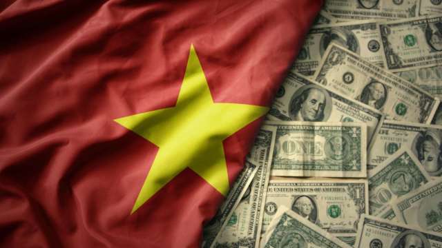 美對越南祭40%轉運關稅 球鞋業、服飾業狂歡後滿頭問號 (圖:Shutterstock)