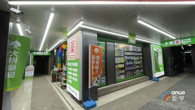 通路業者都看好並投入寵物經濟帶來的商機。(鉅亨網記者張欽發攝)
