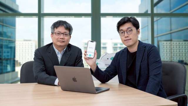 cover image of news article