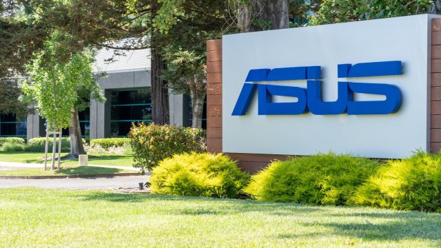 華碩8月營收月增逾一成創同期高 電競、AI雙箭頭帶動下半年走強。(圖：華碩提供)