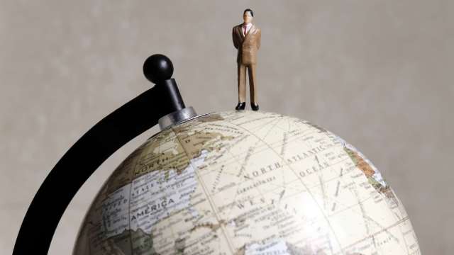 軋空與誘多並存 一波到頂 提防見頂訊號  (圖:shutterstock)