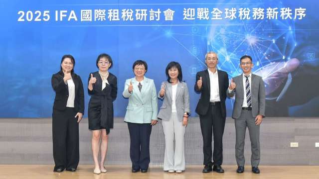 cover image of news article
