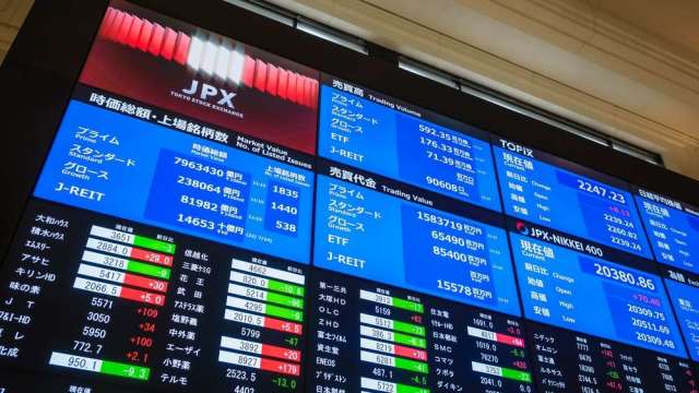 〈日股盤後〉美降息帶動科技股狂飆 日經指數首度收在45000以上。(圖:shutterstock)