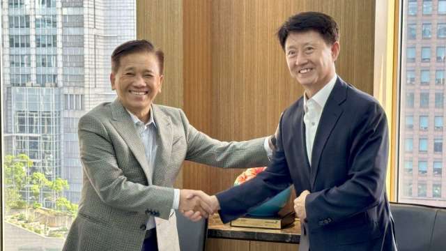 台驊完成與韓國貨運承攬公司SKYMASTER EXPRESS INC.股權收購簽約。(圖：台驊提供)