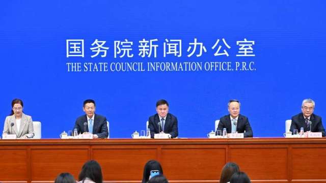 中國「十四五」金融奇蹟！股債市規模全球第二、金融監管升級 外匯存底連20年全球第一（圖：Shutterstock）