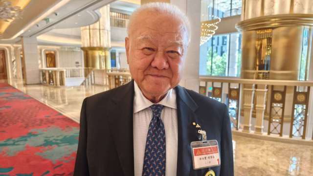 三三企業交流會理事長林伯豐。（鉅亨網記者黃皓宸攝）