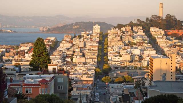 嚴重分化！美國房市高端市場領漲 百萬豪宅搶破頭 50萬美元房子卻滯銷（圖：Shutterstock）