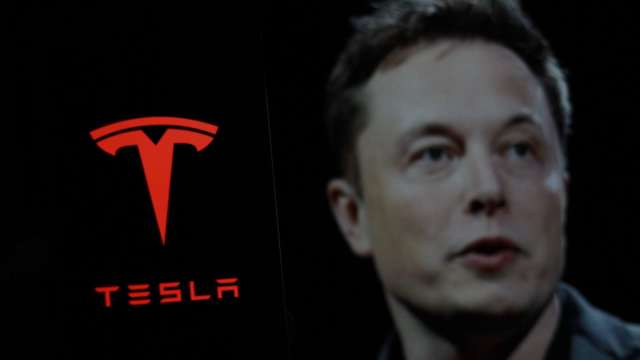 特斯拉推平價車款股價仍跌4.45%(圖：Shutterstock)