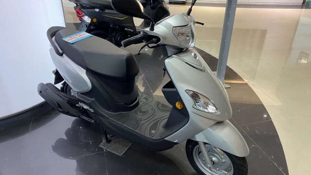 三陽助花蓮災後重建 捐贈100台機車、攜手親慈慈善會捐款1500萬元。(圖：三陽提供)