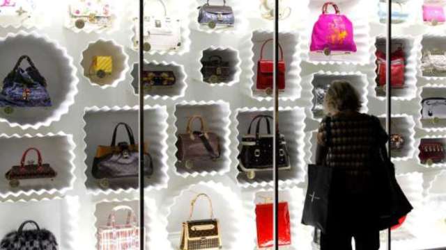 全球最大精品集團LVMH周三股價暴漲近14%。(圖:Reuters/TPG)