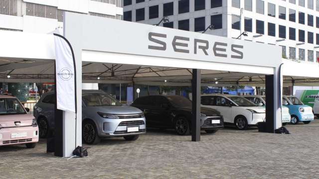 cover image of news article