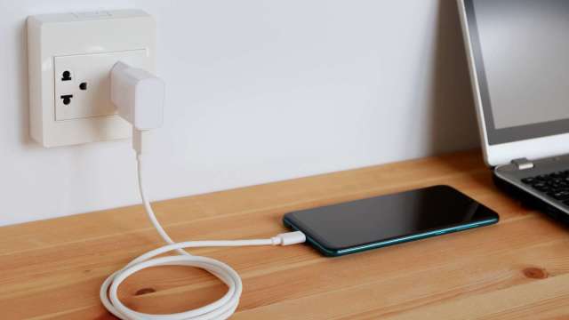 中國信通院:快充方案成為全球標準 在國際電信聯盟成功發布(圖:shutterstock)