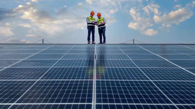 中國太陽能電池領域突破性進展:光電轉換效率首超30%(圖:shutterstock)