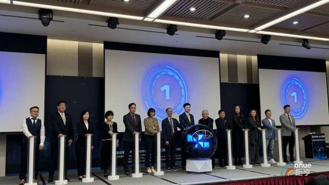 壽險公會推理賠無紙化！結合FIDO與電子簽章 保經加入「醫起通」生態圈。（鉅亨網記者陳于晴攝）