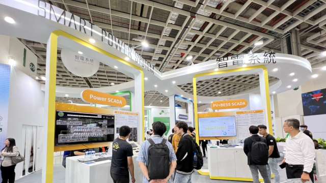 富威電力攜子公司智電系統,展示全方位綠色能源解決方案。(圖:富威電力提供)