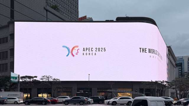 cover image of news article