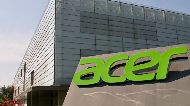 cover image of news article