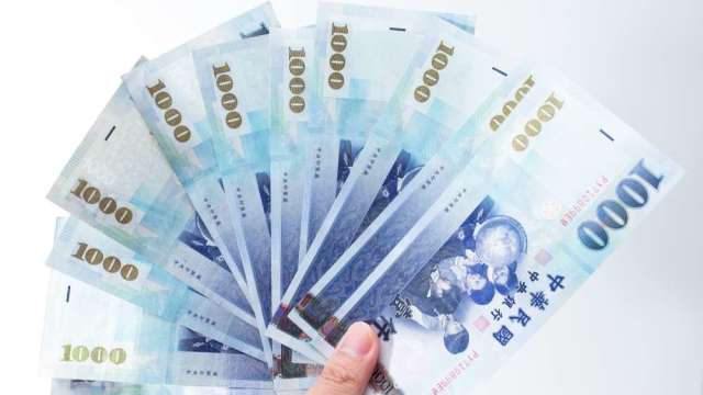 全民「+1」領起來!5日上午8點預登記最快11/12入帳 財政部教你線上這樣做。(圖:shutterstock))