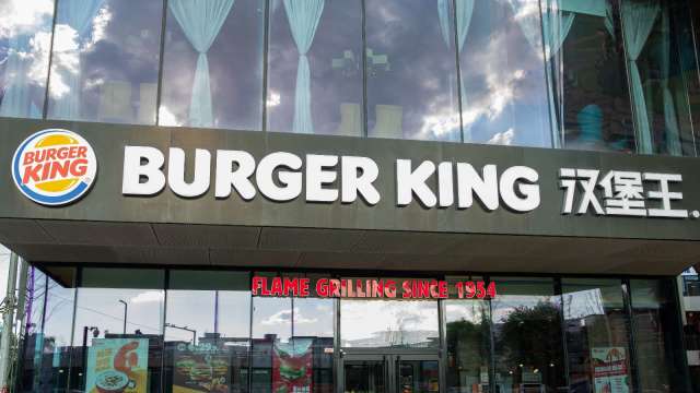 星巴克賣了中國業務 這家連鎖漢堡業者將會是下一個嗎?(圖:Shutterstock)