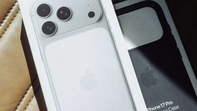 台灣手機市場Q3出貨年減3% iPhone 17系列帶動總銷售額逆勢年增15%。(圖:傑昇通信提供)