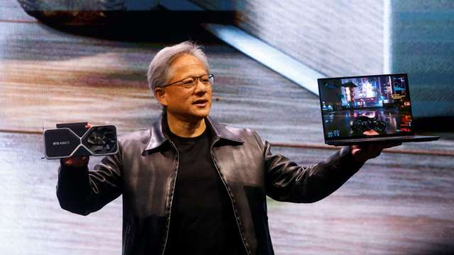 黃仁勳親口否認Blackwell賣中國:根本沒討論(圖:REUTERS/TPG)