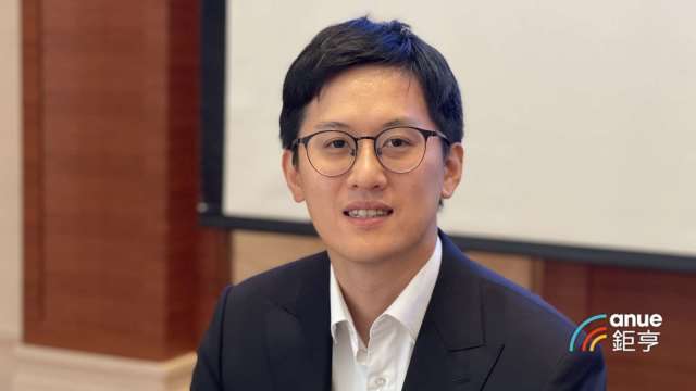 統振第二代陳威宇今接任董事長。(鉅亨網記者張欽發攝)