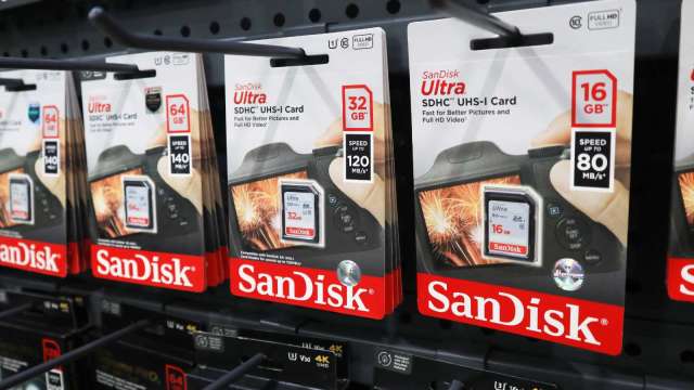 漲幅高達50%！SanDisk大幅調漲NAND閃存合約價 AI資料中心需求成市場核心驅動力(圖:shutterstock)