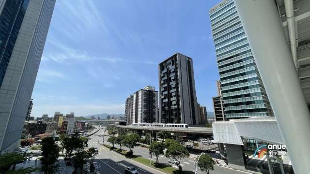 cover image of news article