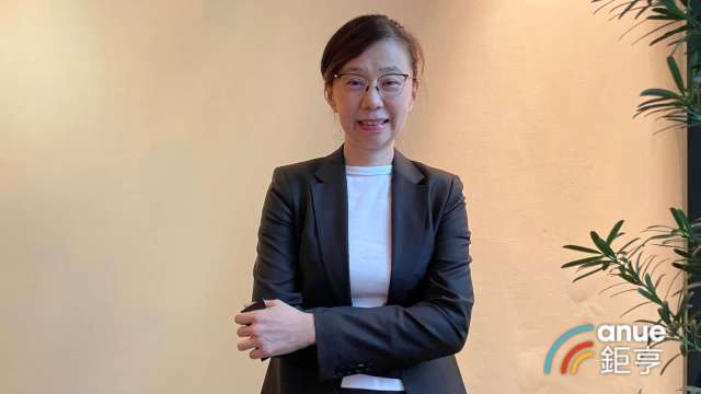 cover image of news article